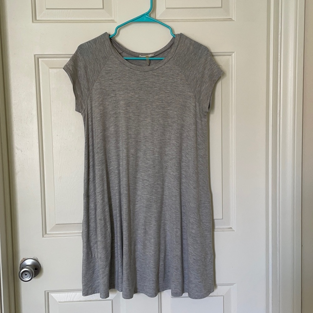 Grey T-shirt Dress w/ Pockets